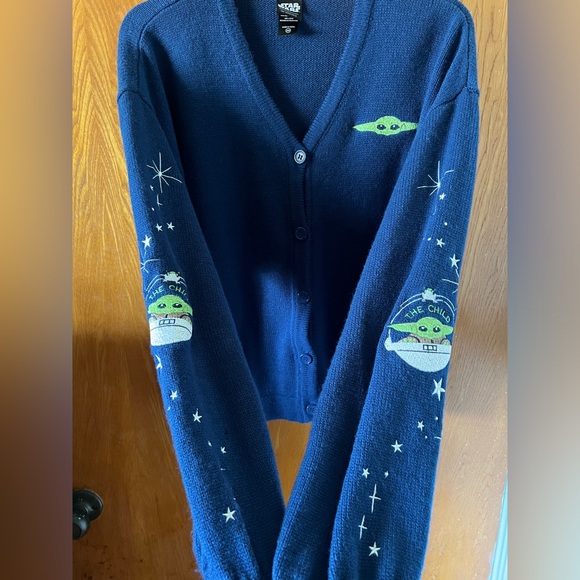 Star Wars The Mandalorian The Child and Stars Cardigan - Picture 3 of 6